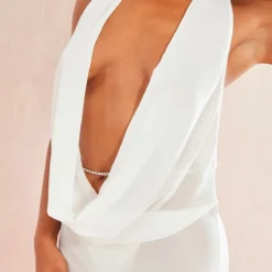 Robe De Plage Blanche Décolletée à Dos Ouvert -Jolie Vêtue Soldes Magasin b7eb9d7eedf0d4414367c3df384dfe63529c5c31 cne1674 4