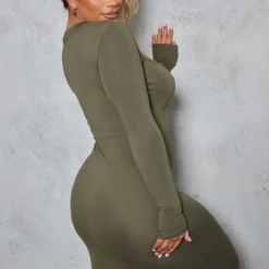 Shape Robe Mi-longue En Jersey Vert Olive Kaki à Découpe Et Manches Longues 8 Shape Robe Mi-longue En Jersey Vert Olive Kaki à Découpe Et Manches Longues -Jolie Vêtue Soldes Magasin b8d77c39682ed7c47792c9473dae210efe9b965b cnd0637 2