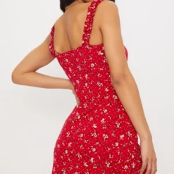 Robe Droite Rouge Imprimé Floral Et Volants -Jolie Vêtue Soldes Magasin bb3eecf67845f06f70337742e42b24e188324d6a CLW2262 2