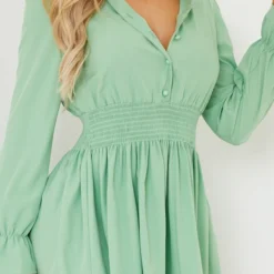Robe Chemise Vert Sauge Resserrée à La Taille 10 Robe Chemise Vert Sauge Resserrée à La Taille -Jolie Vêtue Soldes Magasin bbf7e22f9654b734deffc57bba123ea12c90a304 cms1631 4