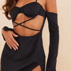 Robe Moulante Tissée Noire à Taille Croisée Et Bonnets Armatures -Jolie Vêtue Soldes Magasin bd27d0110f217116d4cbde135a43fea131033206 cnd2227 4