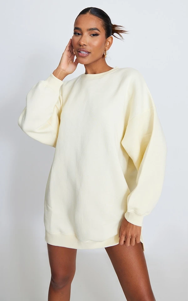 Robe Sweat Crème à Imprimé Graphismes Underground 4 Robe Sweat Crème à Imprimé Graphismes Underground – Image 2