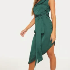 Robe Mi-longue Vert émeraude Satinée Manche Unique Et Ourlet Asymétrique -Jolie Vêtue Soldes Magasin c05d6747898790514b1c038185e1cebc376de3d5 clz4696 4
