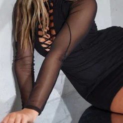 Shape Robe Moulante En Mesh Noir à Lacets Et Manches Longues -Jolie Vêtue Soldes Magasin c0718e07e2a4cd1a8683e27090adaf62c9d91301 cmu0576 5