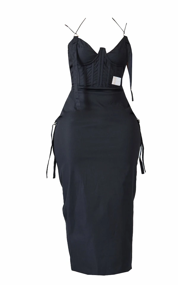 PRETTYLITTLETHING Shape Robe Cargo Mi-longue Noire Détail Corset 7 PRETTYLITTLETHING Shape Robe Cargo Mi-longue Noire Détail Corset – Image 5
