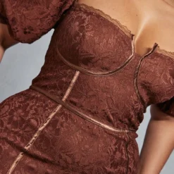Plus Robe Moulante En Dentelle Chocolat à Bonnets -Jolie Vêtue Soldes Magasin c1f8c5eb42871fbfe20d8cc8eb913c07db5c31bc cnc7300 4