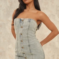 Robe Courte En Jean Délavé Vintage à Ourlet Incurvé Et Boutons