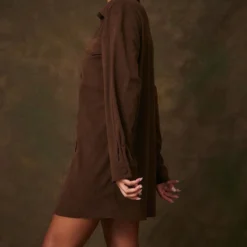 Robe Chemise Oversize En Velours Côtelé Chocolat à Poches -Jolie Vêtue Soldes Magasin c6a20be9c1f9bf94a81af31f47ca9f76813cebae cnb0993 2