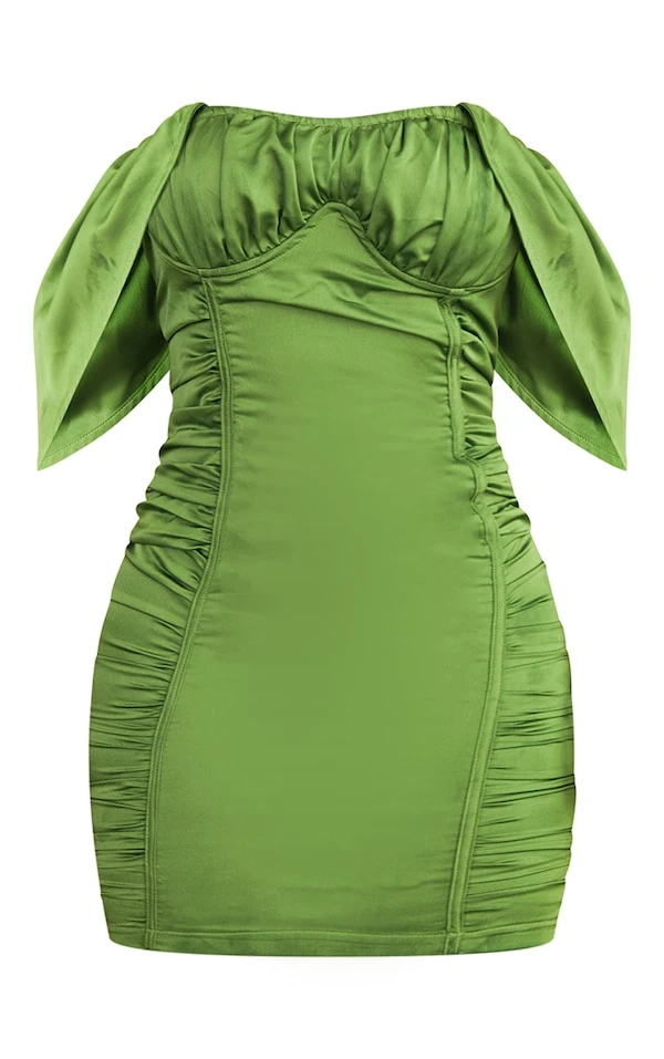 Petite Robe Moulante Satinée Vert Olive Effet Froncé à Col Bardot 7 Petite Robe Moulante Satinée Vert Olive Effet Froncé à Col Bardot – Image 5