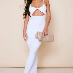 Robe Longue Côtelée Blanche Torsadée à Découpe