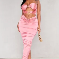 Shape Robe Longue Satinée Rose à Découpes Détail Empiècement -Jolie Vêtue Soldes Magasin cb833d013a2dc72e3106090734eb54358e902860 cnc8784 3