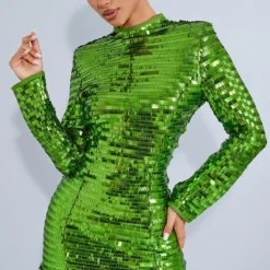 Petite Robe Très Courte Verte à Sequins Et épaulettes -Jolie Vêtue Soldes Magasin cc149c911a22778ba27045b43b41c89332d5dd6b cnb6711 3