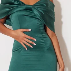 Tall Mini Robe Vert émeraude à Noeud -Jolie Vêtue Soldes Magasin cc74ea45412fe741afd056d4d8c1e6e936c27b1f cnb2467 4