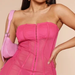 Shape Robe Longue En Mesh Rose Vif à Détail Coutures -Jolie Vêtue Soldes Magasin d0d8cb9c2c14de210e1884670d365e9604a93f1a cnd5195 4