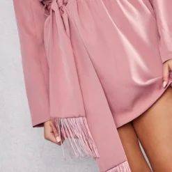 Plus Robe Portefeuille Rose à Ceinture Frangée 9 Plus Robe Portefeuille Rose à Ceinture Frangée -Jolie Vêtue Soldes Magasin d18c9fddc140628b957ef11b006e6eda1b6ed4fd cnc7347 4