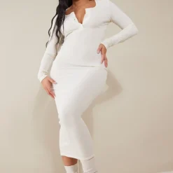 Shape Robe Mi-longue Côtelée écrue Boutonnée Devant à Manches Longues -Jolie Vêtue Soldes Magasin d3f23d26797bb5c93474c2a9548095250d87eba2 cnb7783 3