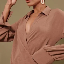 Robe Chemise Tissée Chocolat Texturée Très Décolletée à Manchettes évasées -Jolie Vêtue Soldes Magasin d40ee160934c956747326f35ab3fd95619e4df41 cnb9161 4