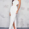 Robe Bustier Longue Blanche Satinée Découpée Sur Les Côtés