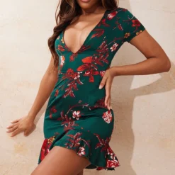 Robe Moulante Vert émeraude Florale Volantée Avec Croisillons Au Dos -Jolie Vêtue Soldes Magasin d4b261f8044fe65d61aaf44e90519e9bed249cd8 clv6251 3