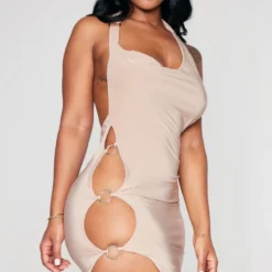 Shape Mini Robe Moulante Taupe Découpée à Détail Anneau -Jolie Vêtue Soldes Magasin d5378c2accd0530ac1358e5f1c0388cc3d54218d cnd2647 3