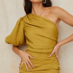 Robe Moulante Vert Olive En Mousseline De Soie à Manche Unique Bouffante -Jolie Vêtue Soldes Magasin dc422cec9e3e373ee5ea13147dc2ff149e782b2a cmy8598 5