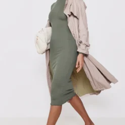 Robe Mi-longue Côtelée Kaki à Manches Longues Et Ourlet Légèrement Volanté 9 Robe Mi-longue Côtelée Kaki à Manches Longues Et Ourlet Légèrement Volanté -Jolie Vêtue Soldes Magasin dc6165943c4c447e924e6af30ddc63ddf98e5b16 cnd4271 3