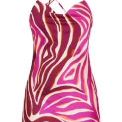 Robe Droite Satinée Multicolore Imprimée Animal à Col Bénitier Et Dos Noué -Jolie Vêtue Soldes Magasin de8eda9d46ac65744d038cbaa9bef8e000b09d80 cne7728 5