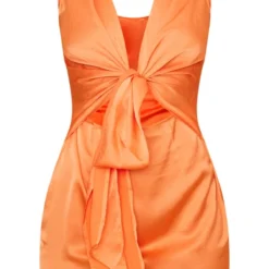 Robe Moulante Satinée Orange Drapée Très Décolletée à Taille Nouée 11 Robe Moulante Satinée Orange Drapée Très Décolletée à Taille Nouée -Jolie Vêtue Soldes Magasin dfbd5588b2a8c83820c50b802f9cee9c48eccec7 cnd5944 5