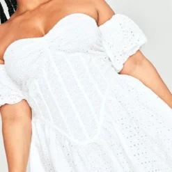 Plus Robe Droite En Broderie Anglaise Blanche à Manches Bouffantes -Jolie Vêtue Soldes Magasin e1cf73e0453cd19b25944629491399e604cff80c cne0766 4