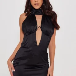 Robe Moulante Satinée Noire à Corset Armatures Et Col Montant