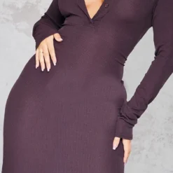 Shape Robe Mi-longue Chocolat Côtelée à Manches Longues Et Boutons à L'avant -Jolie Vêtue Soldes Magasin e50132d2c2ffb9e3c9a222b46b0650005e68f626 cnb4665 4