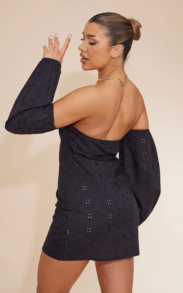 Robe Droite En Broderie Noire à Col Bardot Et Détail Buste 4 Robe Droite En Broderie Noire à Col Bardot Et Détail Buste – Image 2