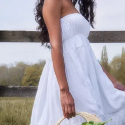 Robe Bustier Longue Blanche Fluide Découpée Dans Le Dos -Jolie Vêtue Soldes Magasin e6538a78e199952d5ae7534aaac7f80891b1de09 cnd8933 4