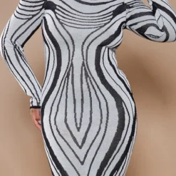 Plus Robe Longue En Maille Tricot Rayée Noir Et Blanc 10 Plus Robe Longue En Maille Tricot Rayée Noir Et Blanc -Jolie Vêtue Soldes Magasin e939a86163ec0fb60af4d3d54385c69442d24a54 cnb2035 4