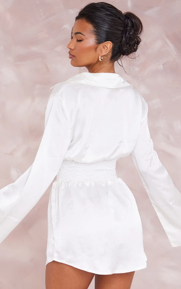 Robe Chemise Satinée Crème à Taille Froncée 4 Robe Chemise Satinée Crème à Taille Froncée – Image 2