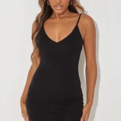 Robe Moulante Basique Noire à Bretelles Et Décolleté Très Plongeant -Jolie Vêtue Soldes Magasin eb28e1926e7a99fa41422d4150d984461f568f45 clv6845 4