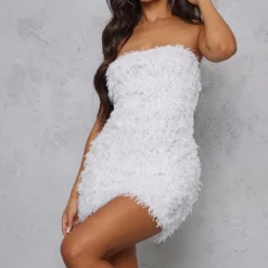 Petite Robe Bustier Très Courte En Maille Deveteuse Blanche -Jolie Vêtue Soldes Magasin eb3019e6ccfde93d245de83fe167f8d4687552cc cnb6806 3