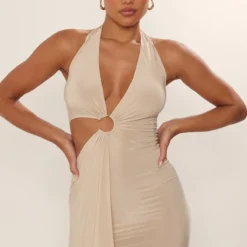 Robe Très Moulante Drapée Nude à Dos Nu Et Empiècement