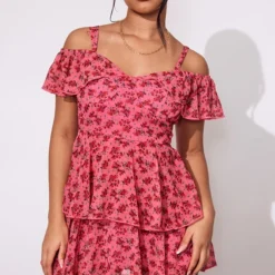 Petite Mini Robe Rose En Mousseline De Soie Imprimé Petites Fleurs à Volants -Jolie Vêtue Soldes Magasin ec82e8d60e3c66fbf6689fd32dce8c8f91e41cee cnd3289 1