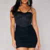 Mini Robe Corset Noire En Mesh à Bonnets Coquilles -Jolie Vêtue Soldes Magasin ee23624f1513f77498463b3edf0e78ec54b0a557 cna9039 1