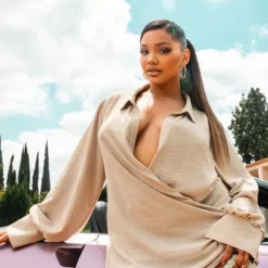 Plus Robe Moulante Style Chemise Gris Pierre à Décolleté Plongeant Et Manchettes Nouées -Jolie Vêtue Soldes Magasin ee3ce016b371a05e5efca40780ff48ed0c873a04 cnd2781 3