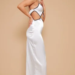 Robe Mi-longue Satinée Argentée Découpée à La Taille à Bretelles -Jolie Vêtue Soldes Magasin ee60213101e6c687c1bf46cc81de42c24e98b47d cnd0611 3