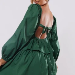 Robe Droite En Coton Vert Forêt à étages Et Manches Longues Détail Dos Noué