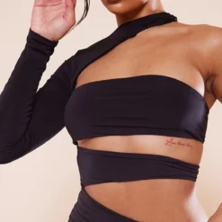 Robe Courte Noire Moulante Asymétrique Découpée -Jolie Vêtue Soldes Magasin f143d71d01b477f04b38122f82d4b57b36a7e2cd cnc1307 4