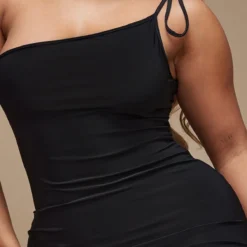 Logic Shape Robe Longue Moulante Noire à Bretelles Nouées -Jolie Vêtue Soldes Magasin f1487d8a2a76520baa15f930e2680fe07997c719 cmy8126 5