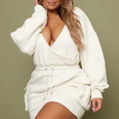 Shape Robe Pull Cache-coeur Beige Style Utilitaire à Décolleté Et Poches -Jolie Vêtue Soldes Magasin f3993a2d67157a694b52fc0c46d690b1a460faf2 cnc4552 4