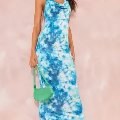 Tall Robe Longue Bleue Imprimé Aquarelle à Col Bénitier -Jolie Vêtue Soldes Magasin f4935acd85ffcb6514a477bad27614d27dfcc3d5 cnf1329 3