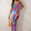 Tall Robe Longue Plissée Multicolore à Imprimé Abstrait Et Bretelles 2 Tall Robe Longue Plissée Multicolore à Imprimé Abstrait Et Bretelles -Jolie Vêtue Soldes Magasin f70fe4f54ff427c0033d59b0c772538765000a4a cnd7369 1