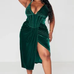 Robe Moulante En Velours Vert émeraude Décolletée à Détail Corset