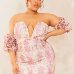 Plus Robe Moulante Marron Imprimé Statue à Col En V Et Manches Volantées